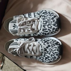 Adidas leopard print shoes